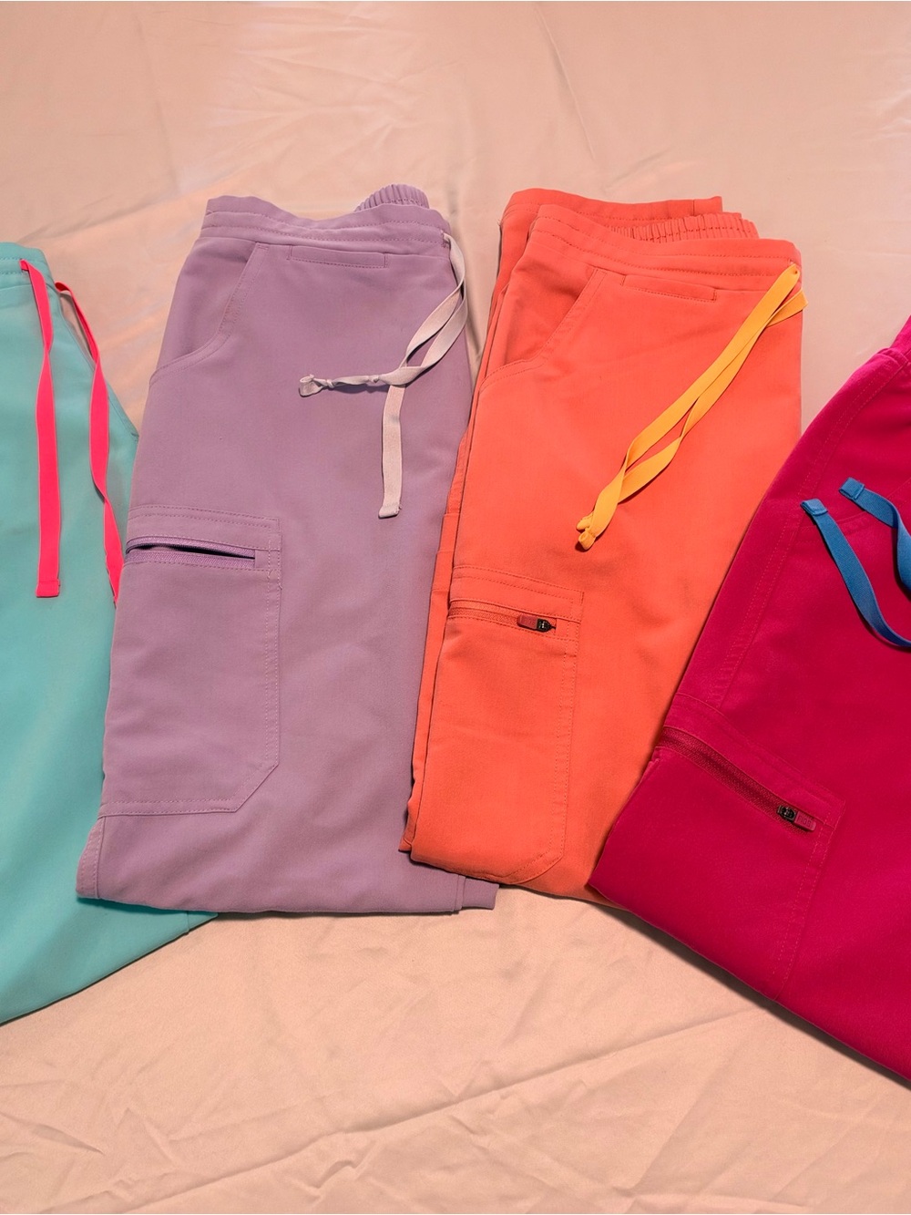 Figs Yola skinny Neonblue XS,Lavender dew XS-P, hot coral XS, highwaist Kade XSP